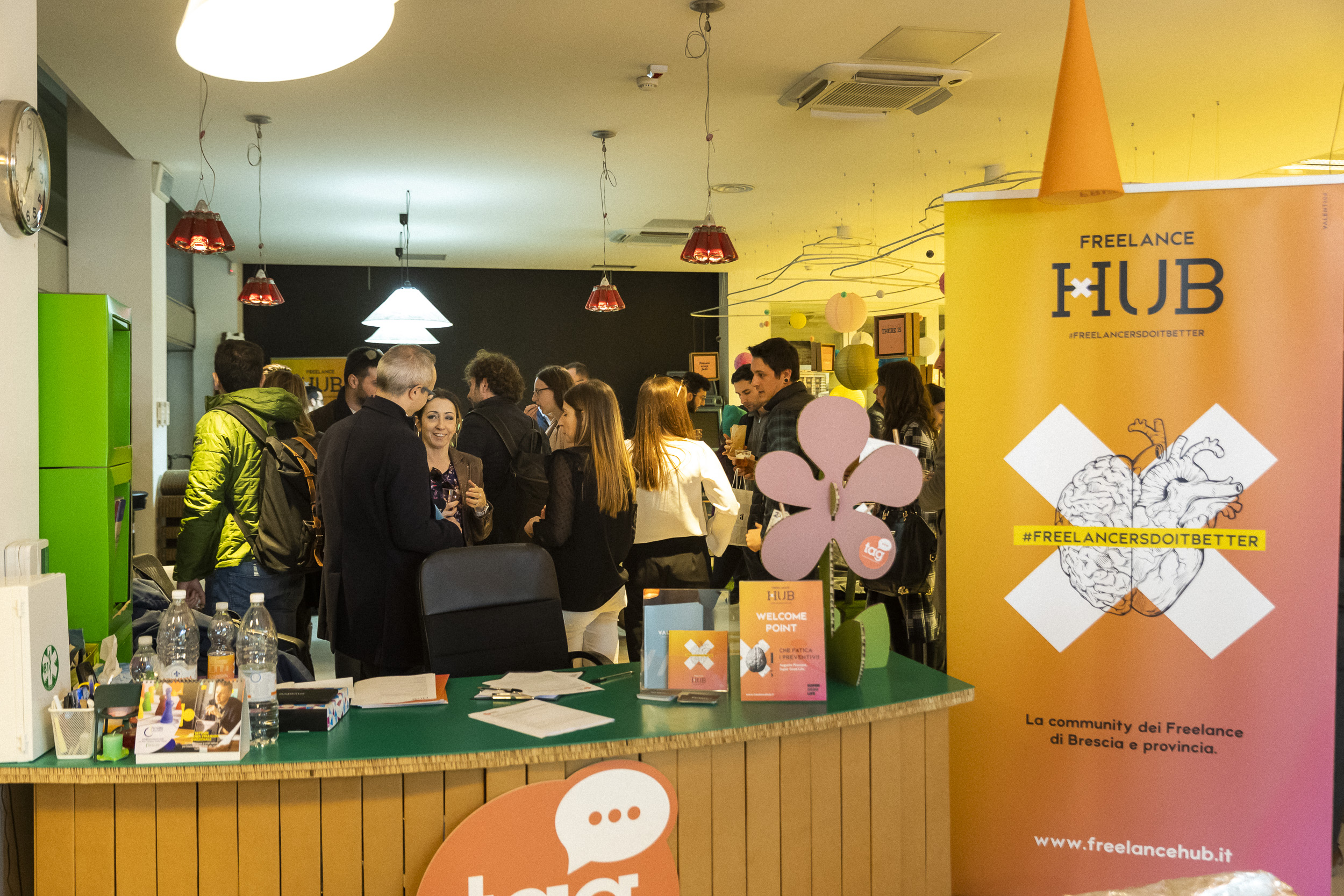 MBP3753_Freelance Hub_Aperitivo